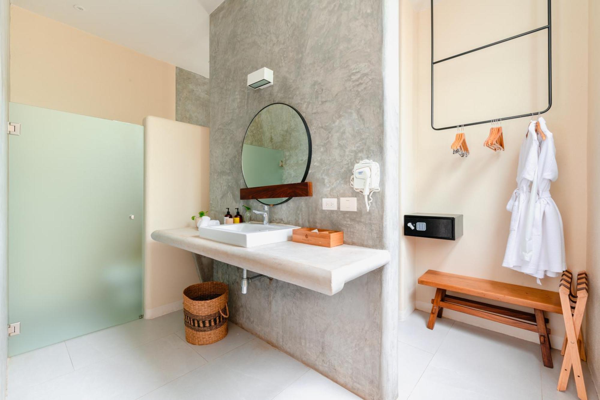 Executive Suite